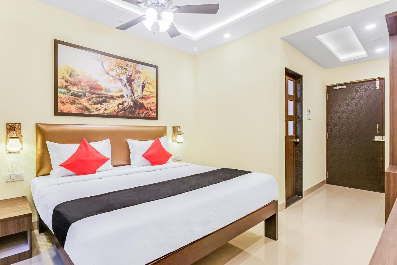 Capital O 64180 Adam'S Beach Resort Baga Buitenkant foto